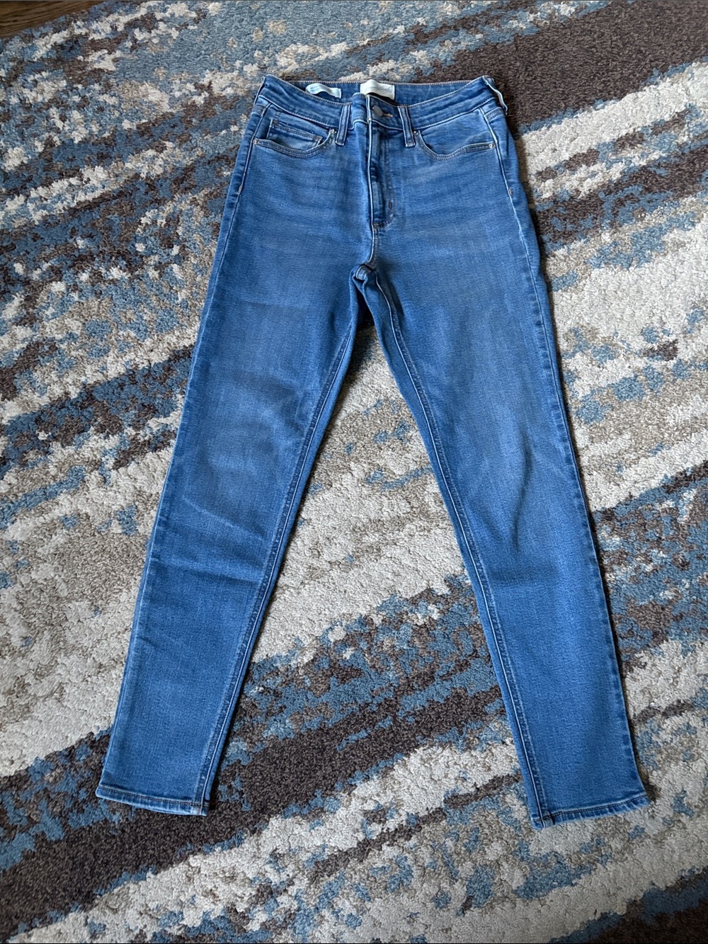 Universal Thread Women's High-Rise Blue Skinny Jeans
